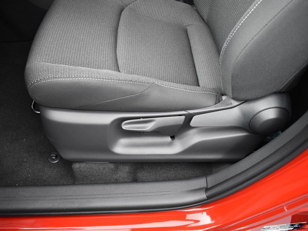 2025 Subaru Solterra Premium photo 10