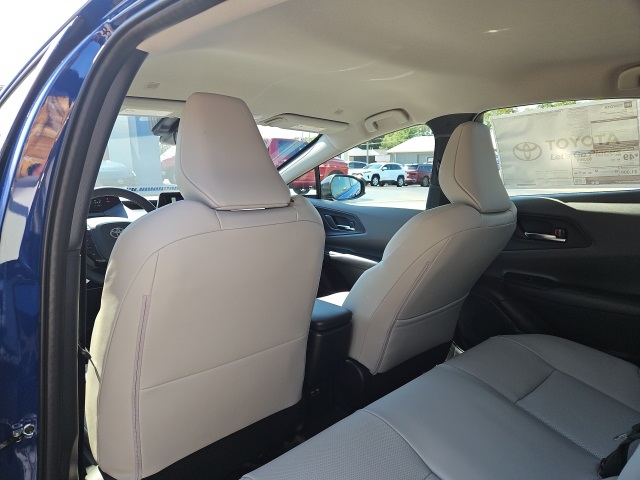 2026 Toyota Prius XLE photo 13