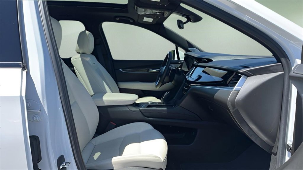 2023 Cadillac XT6 Sport photo 16