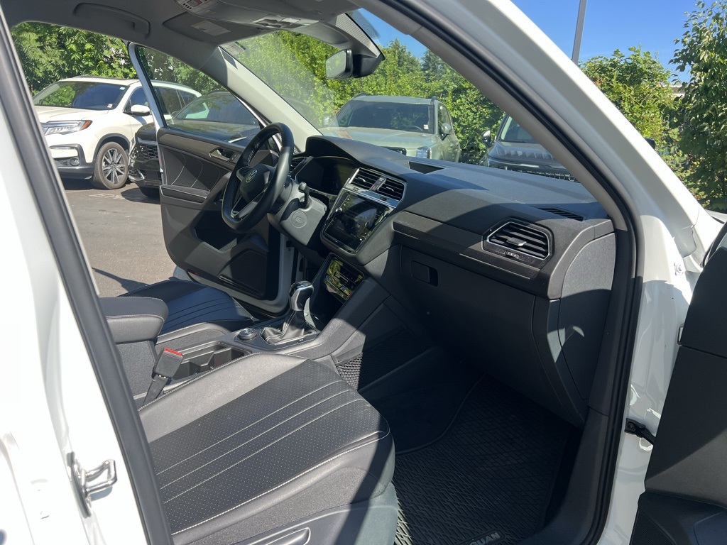 2022 Volkswagen Tiguan SE photo 24