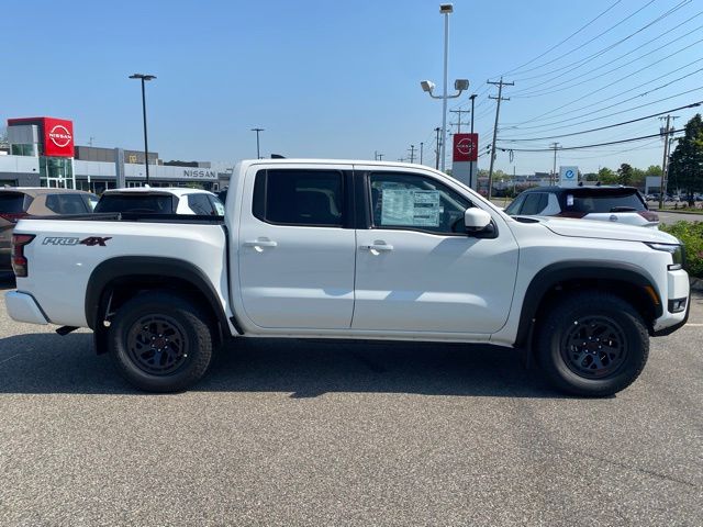 2025 Nissan Frontier PRO-4X photo 2