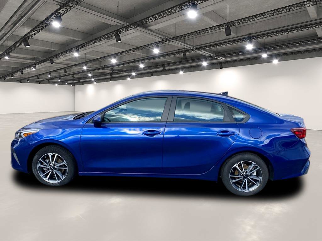 2023 Kia Forte LXS photo 4