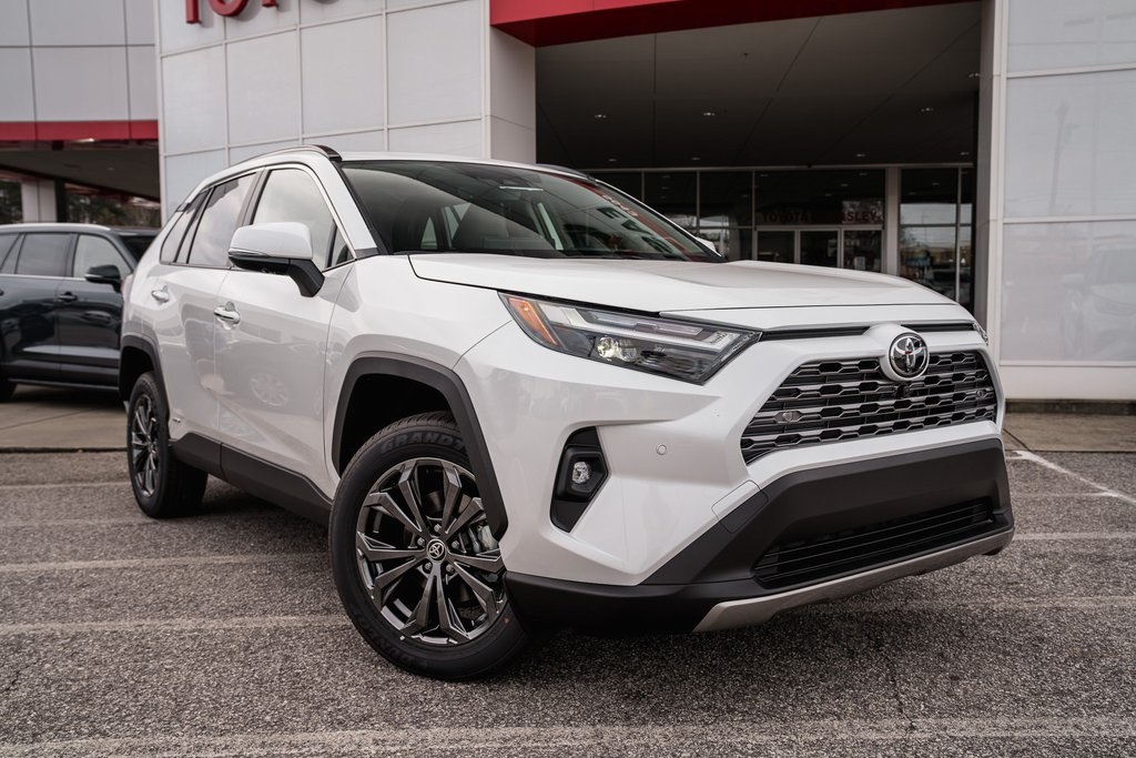 2025 Toyota RAV4 Limited's photo