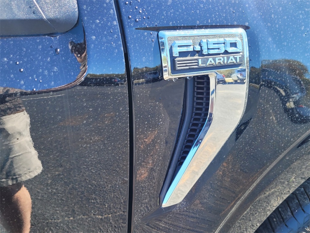 2025 Ford F-150 Lariat photo 15