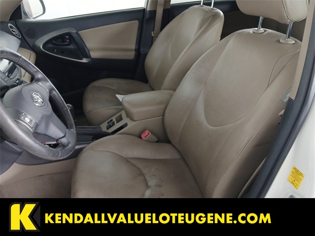 2010 Toyota RAV4 Limited photo 3