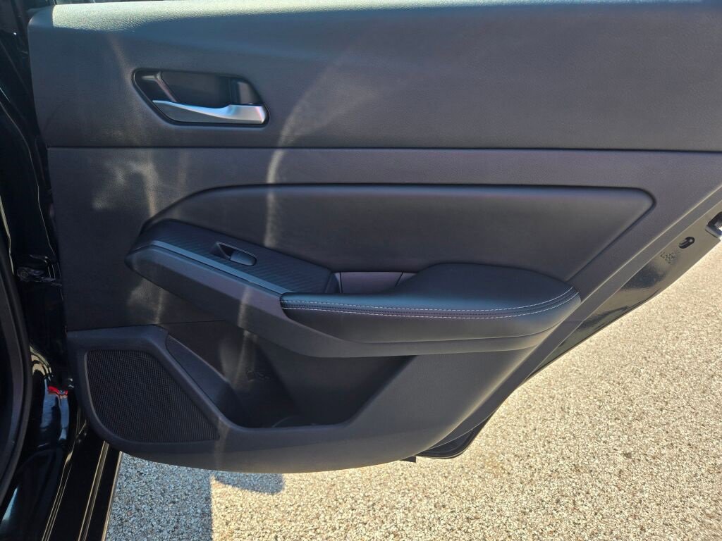 2022 Nissan Altima 2.5 SV photo 8