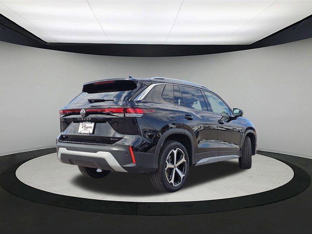 2025 Volkswagen Tiguan SE photo 5