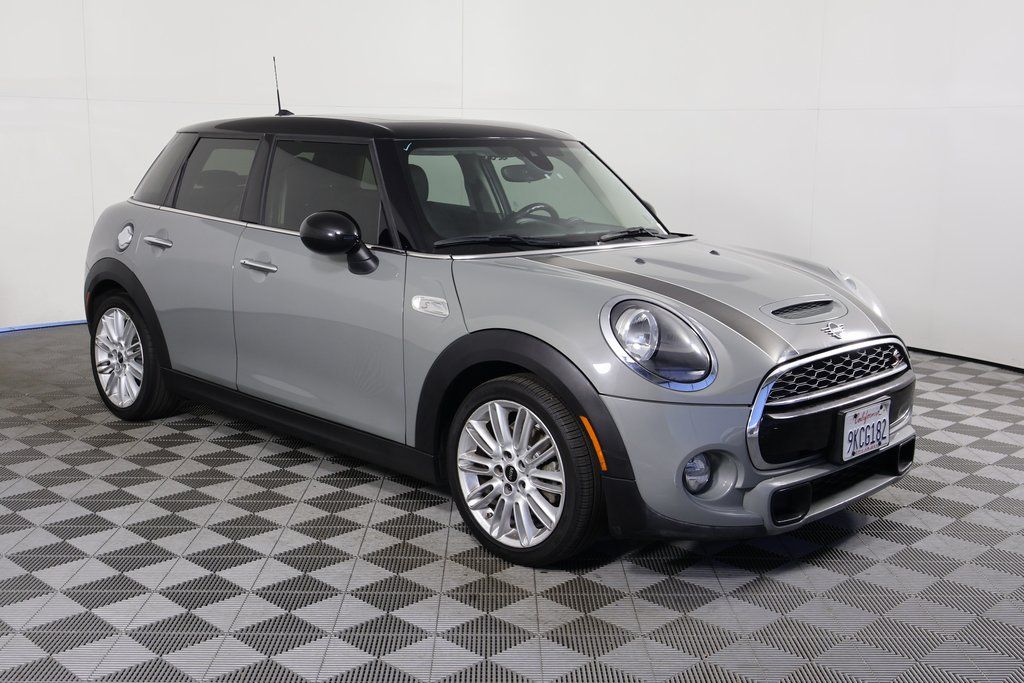 2019 Mini Cooper Hardtop S photo 3