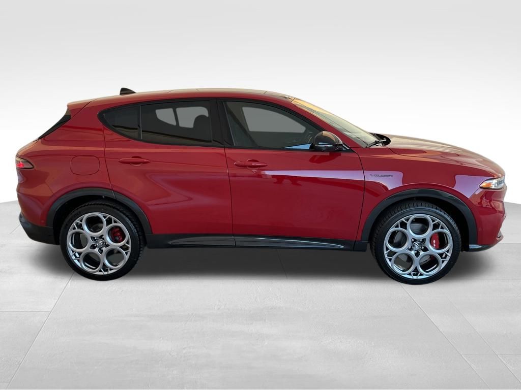 2024 Alfa Romeo Tonale Veloce photo 3