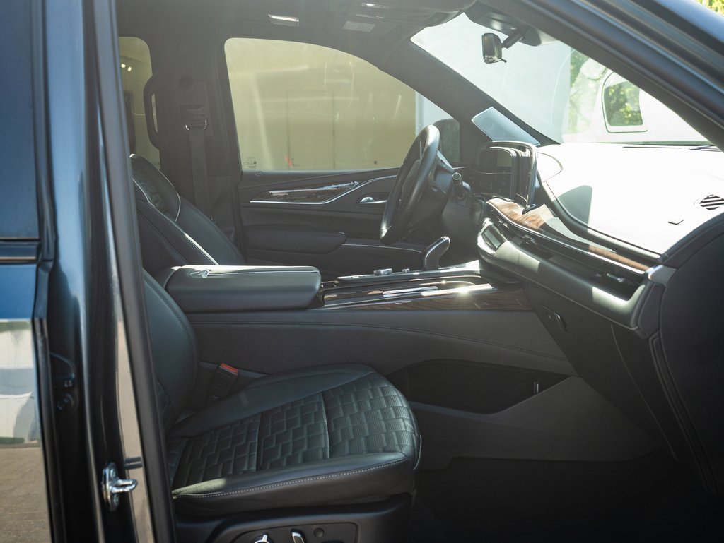 2021 Cadillac Escalade ESV Sport Platinum photo 19