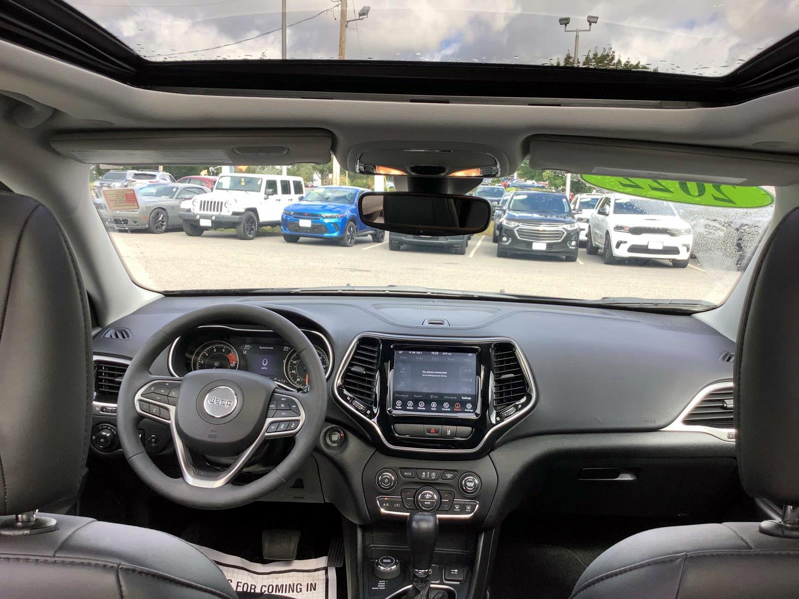 2022 Jeep Cherokee Limited photo 26