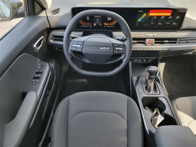 2025 Kia K4 LX photo 22