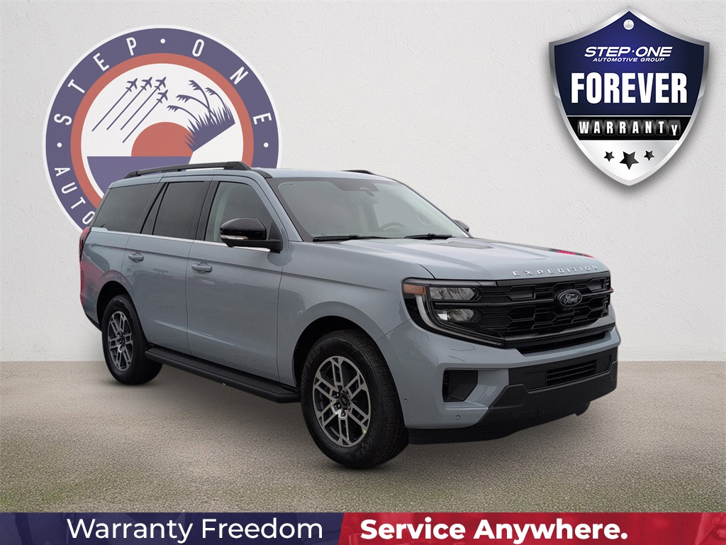 2025 Ford Expedition Active's photo