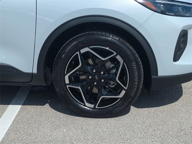 2025 Ford Escape Platinum photo 10