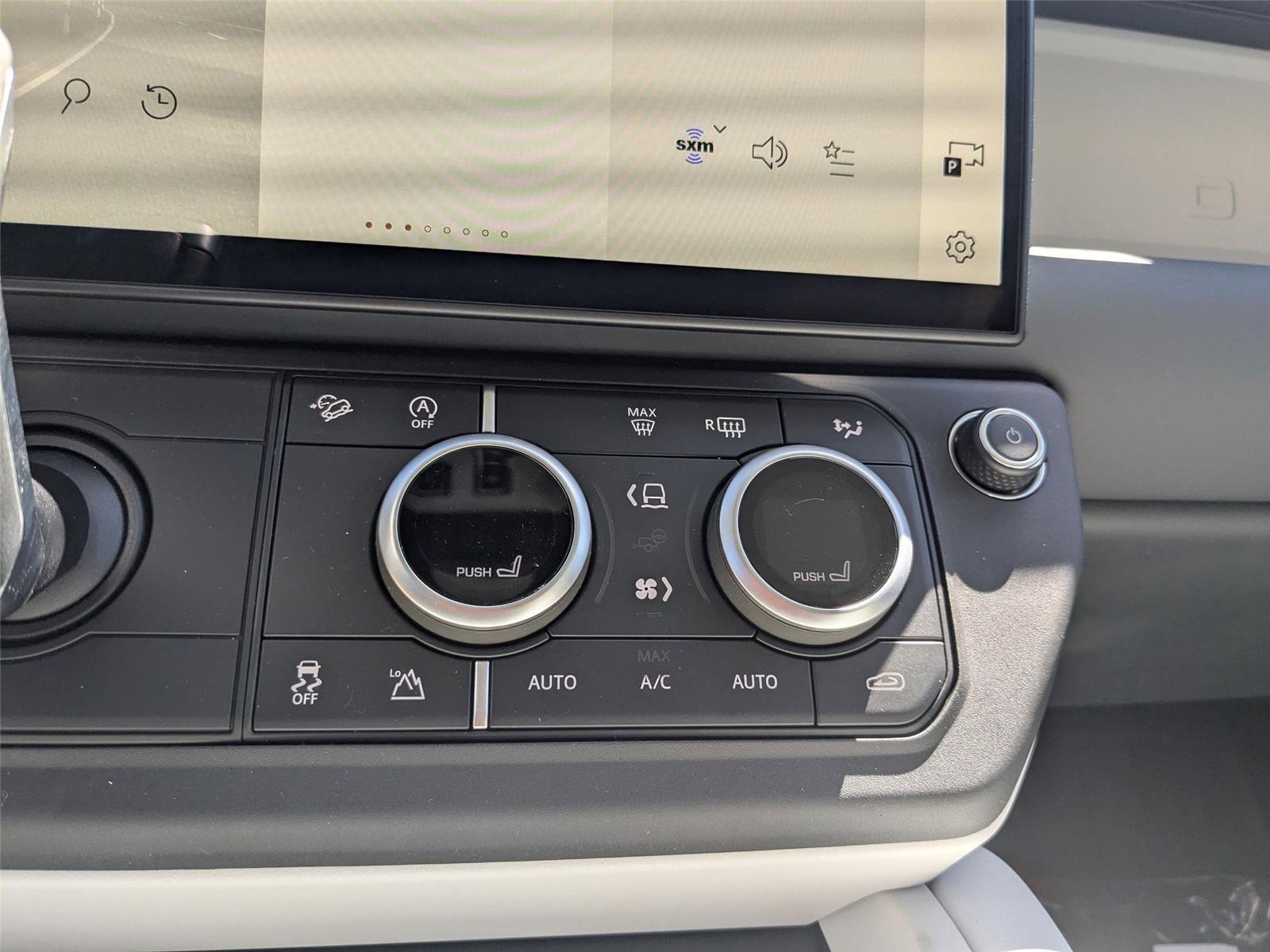 2026 Land Rover Defender 110 S photo 21
