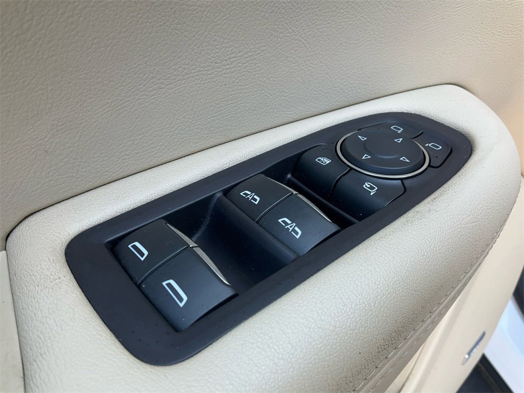2019 Cadillac XT4 Luxury photo 27