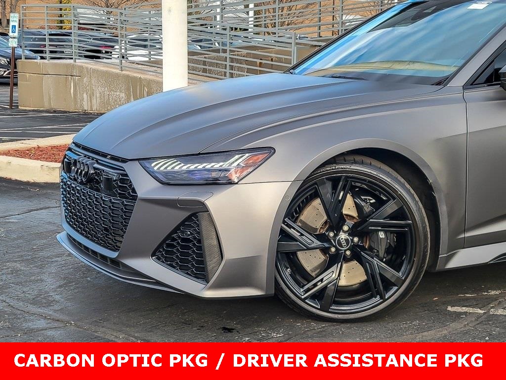 2023 Audi RS 6 Avant Base photo 2