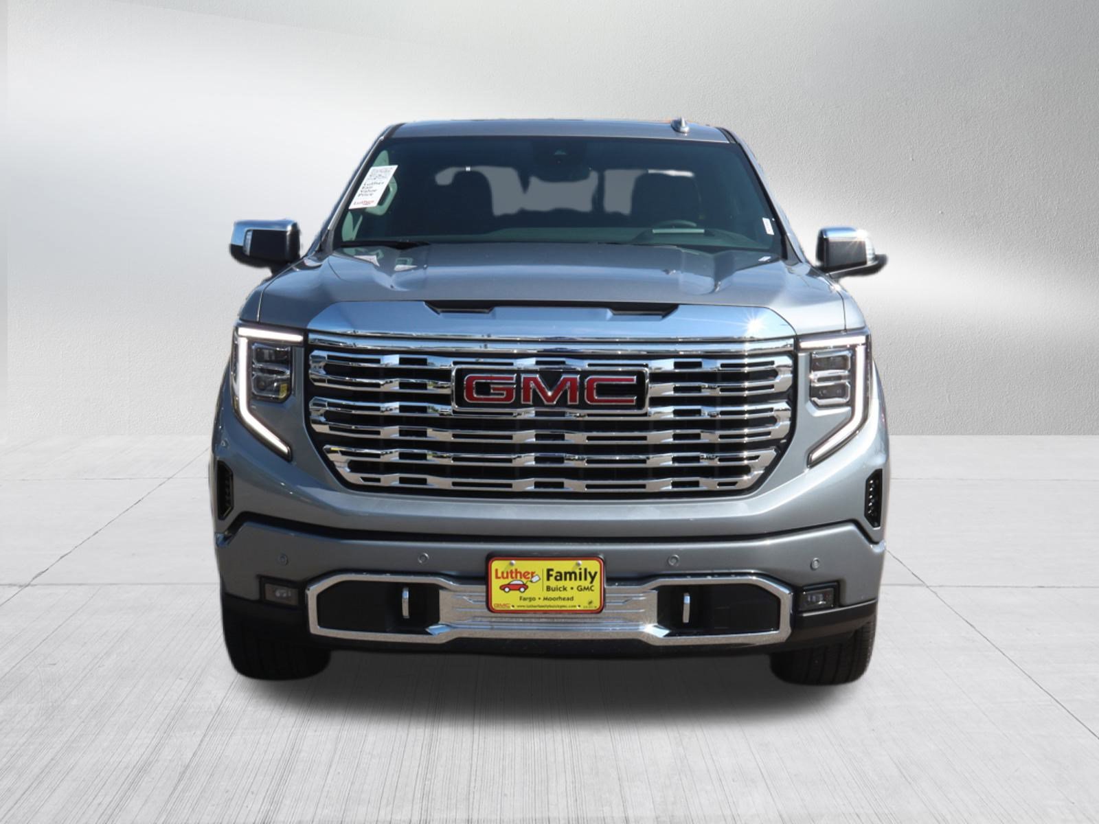 2025 Gmc Sierra 1500 Denali photo 2