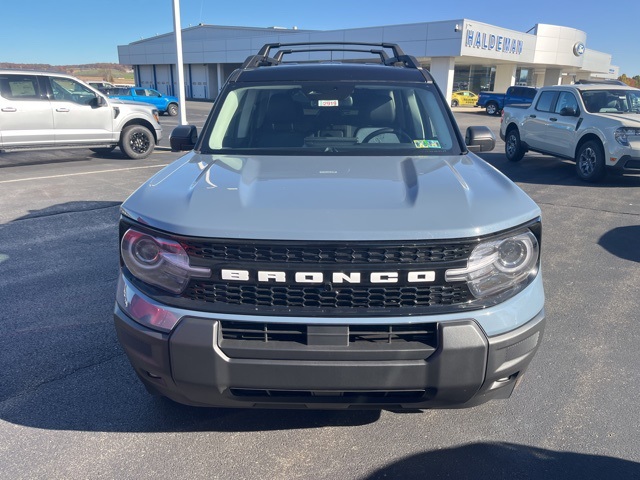 2025 Ford Bronco Sport Outer Banks photo 2