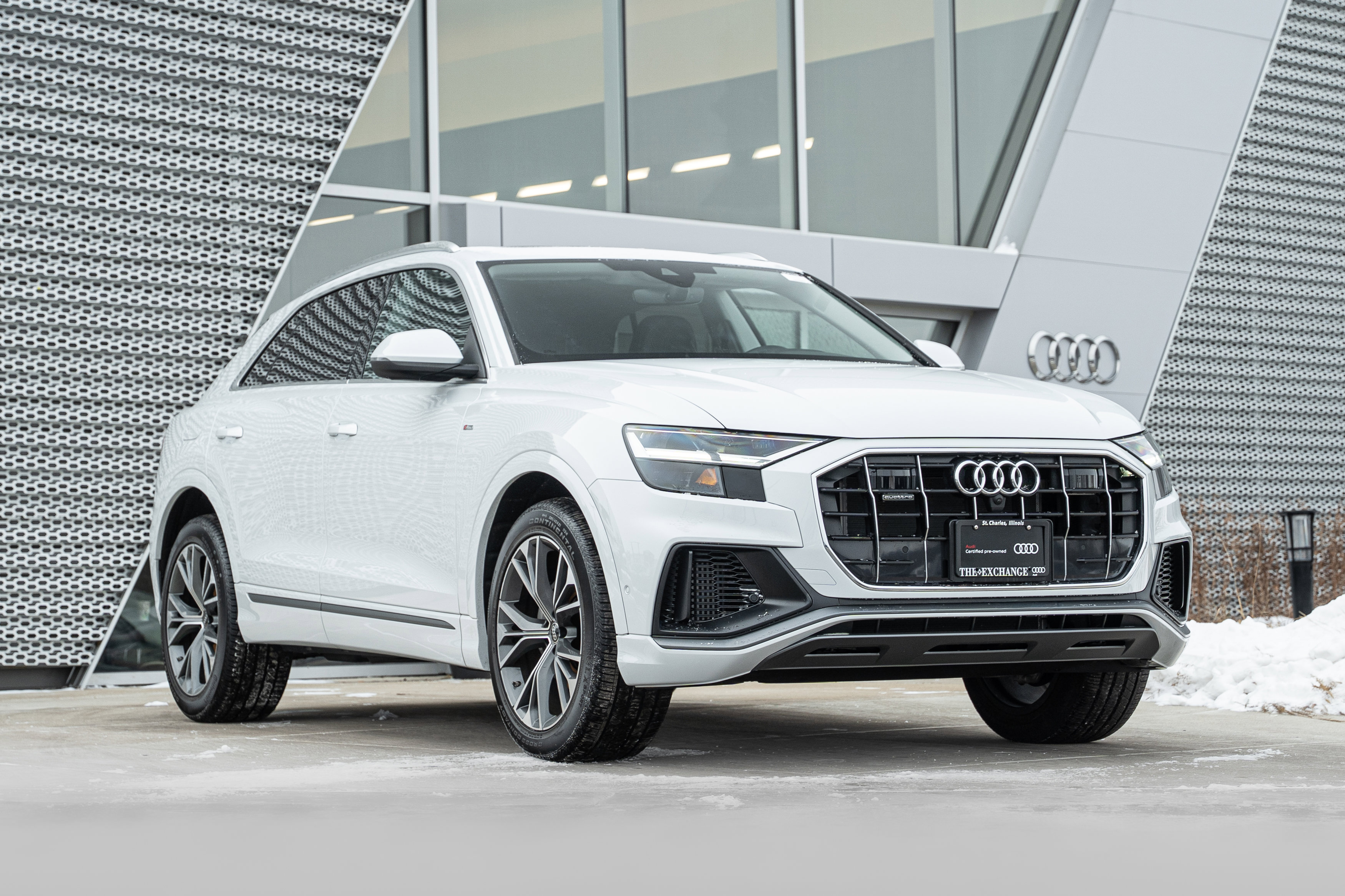 2022 Audi Q8 Premium Plus's photo