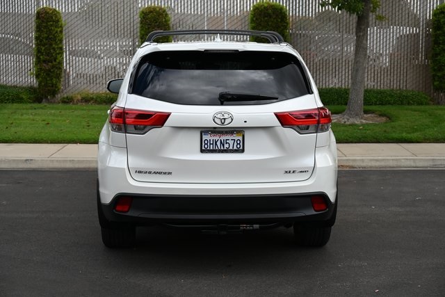 2019 Toyota Highlander XLE photo 4