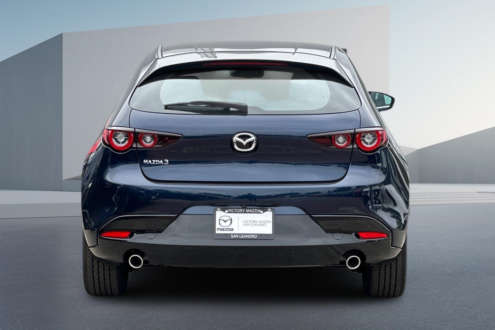 2026 Mazda Mazda3 Hatchback 2.5 Select Sport photo 4