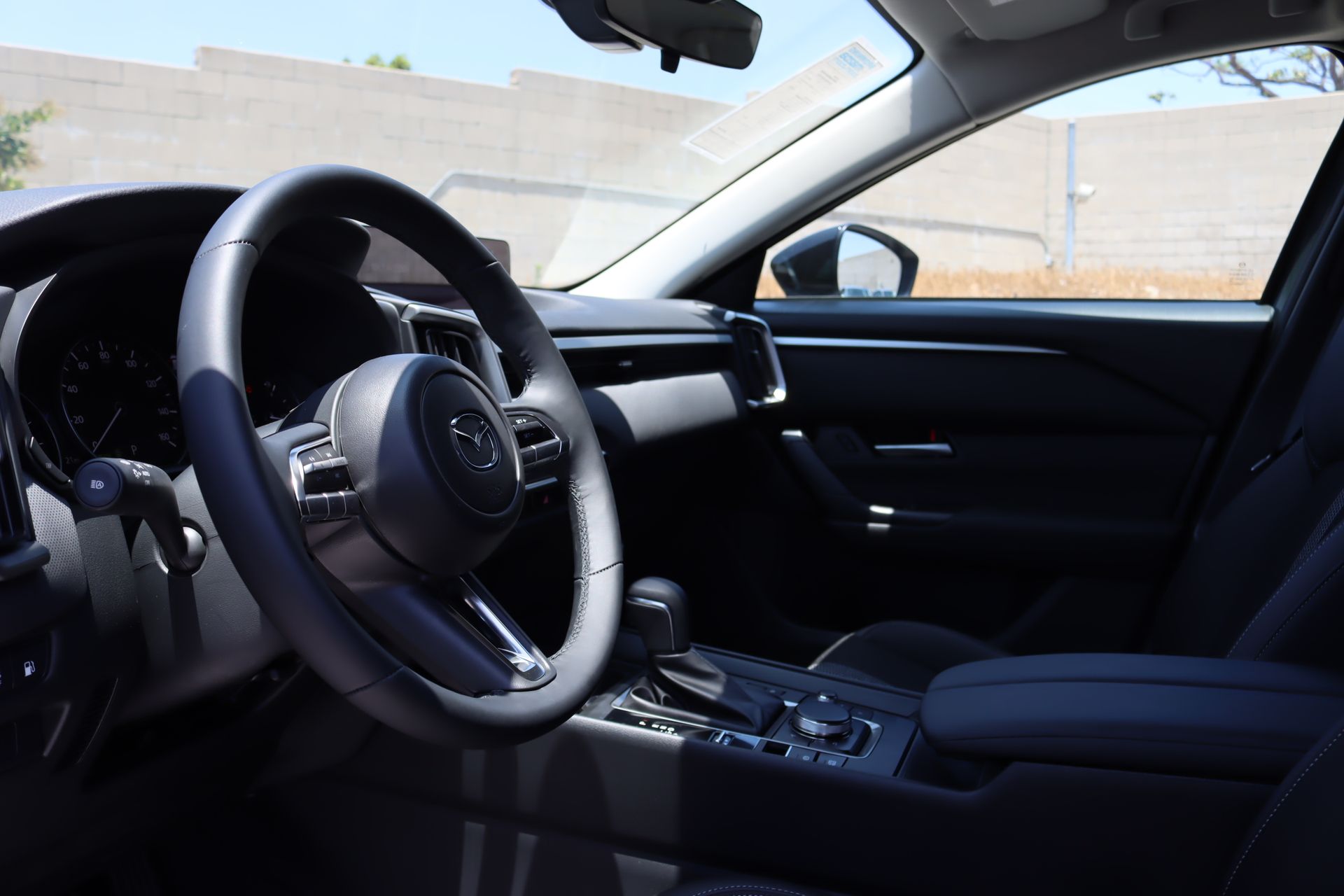 2025 Mazda CX-50 Preferred photo 4