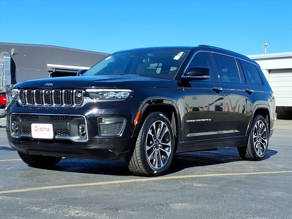 Used 2021 Jeep Grand Cherokee L Overland with VIN 1C4RJKDG0M8119505 for sale in Kansas City