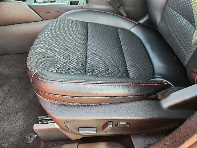 2024 Ford Escape ST-Line photo 19