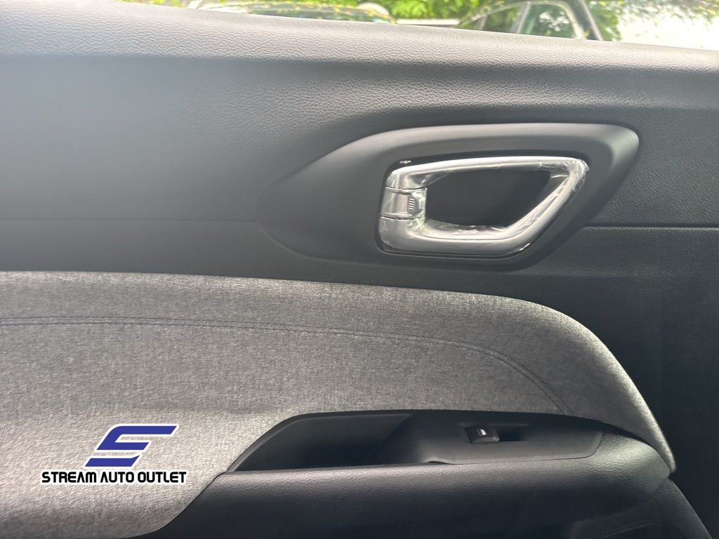 2022 Jeep Compass Latitude photo 15