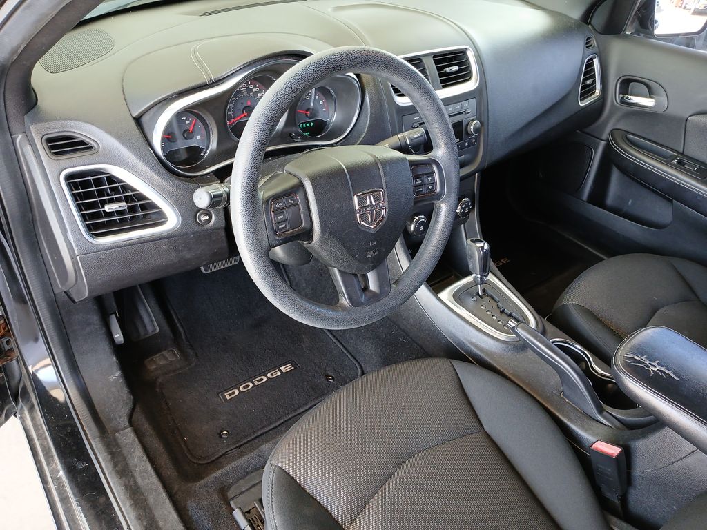 2013 Dodge Avenger SE photo 10