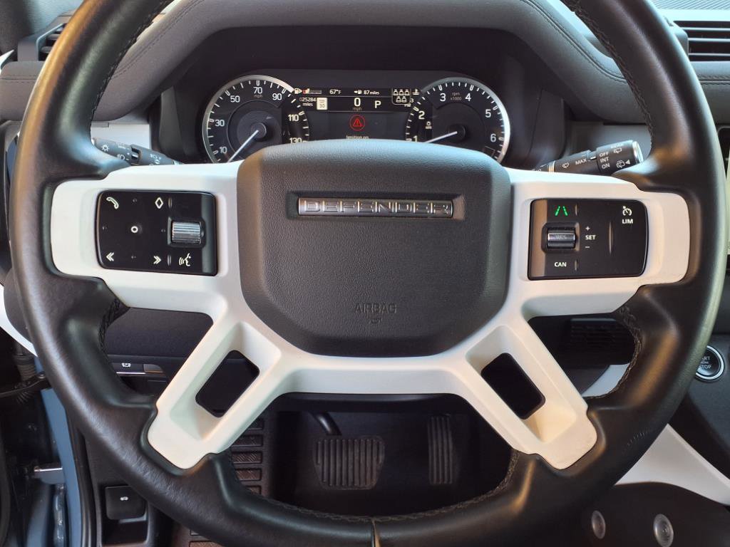 2023 Land Rover Defender X-Dynamic SE photo 9