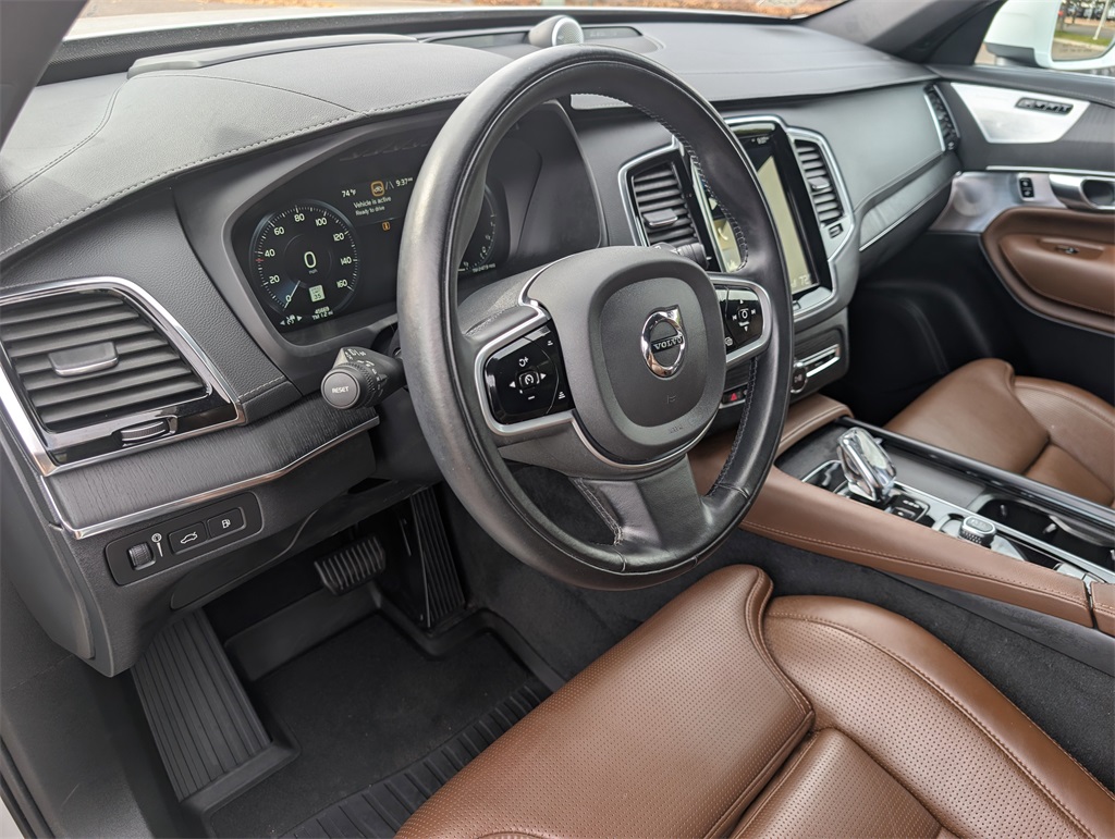 2022 Volvo XC90 Recharge T8 Inscription photo 10