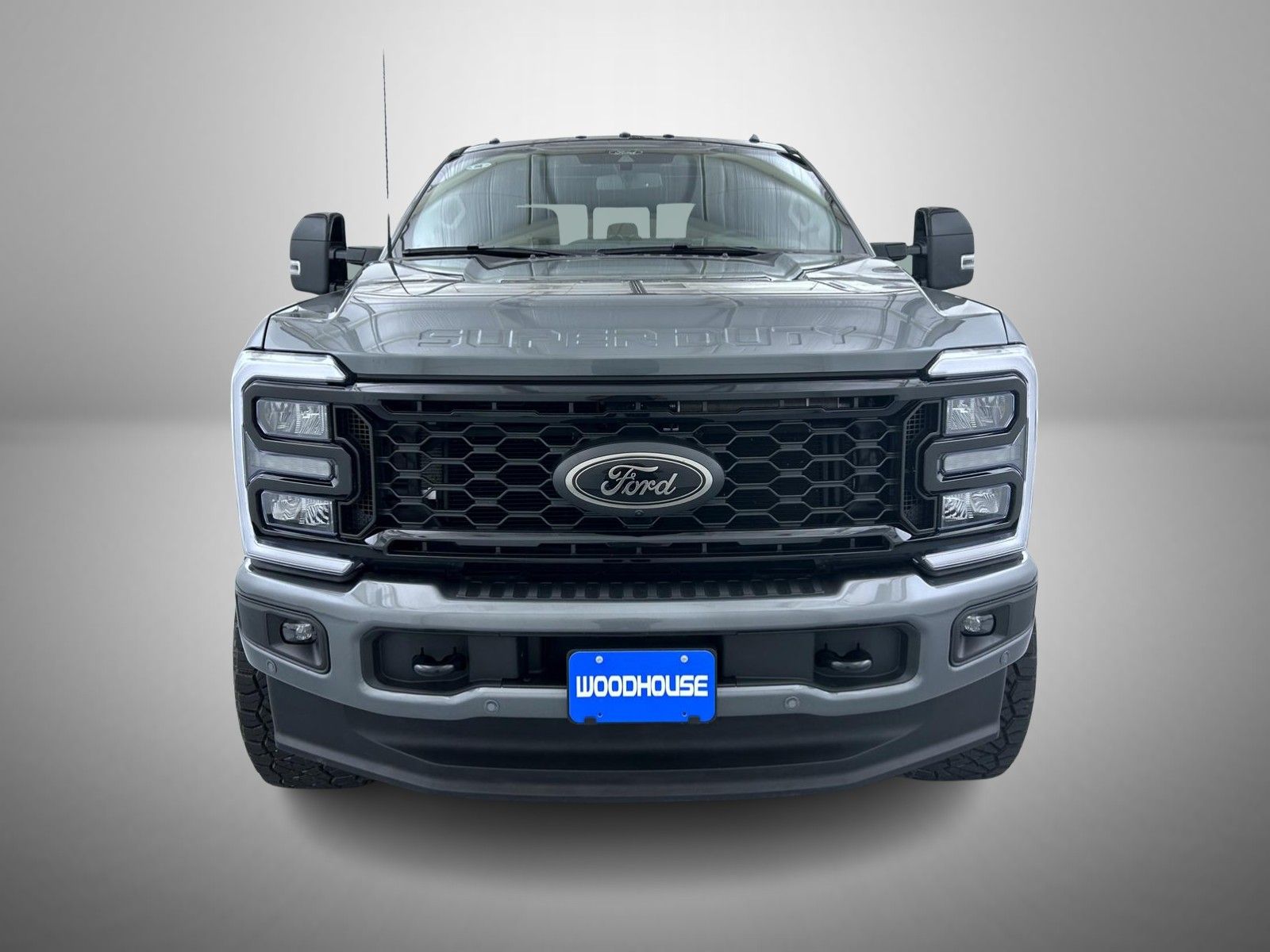2025 Ford F-250 photo 2