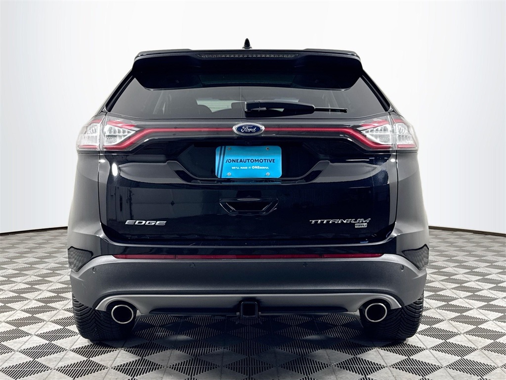 2018 Ford Edge Titanium photo 11