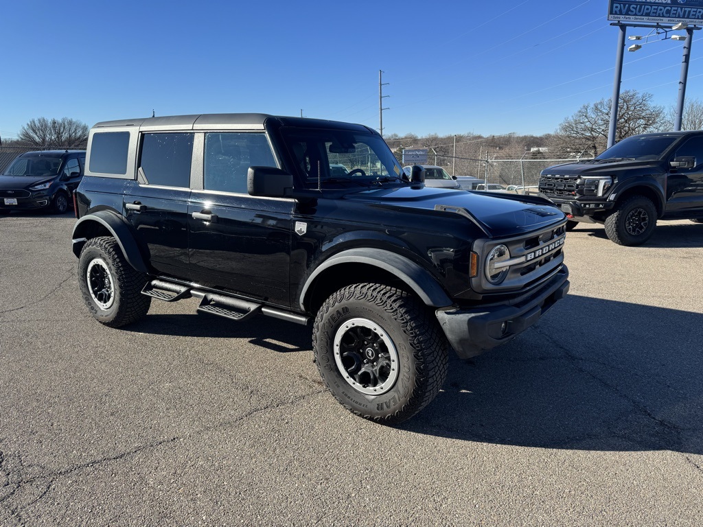 2023 Ford Bronco 4-Door Big Bend's photo