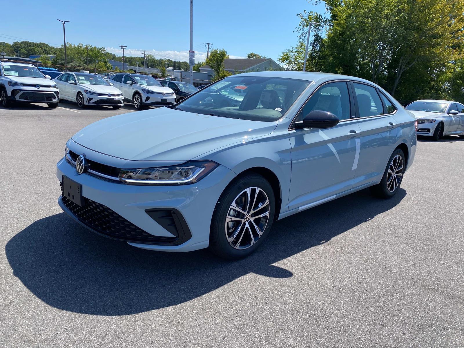 2025 Volkswagen Jetta Sport's photo