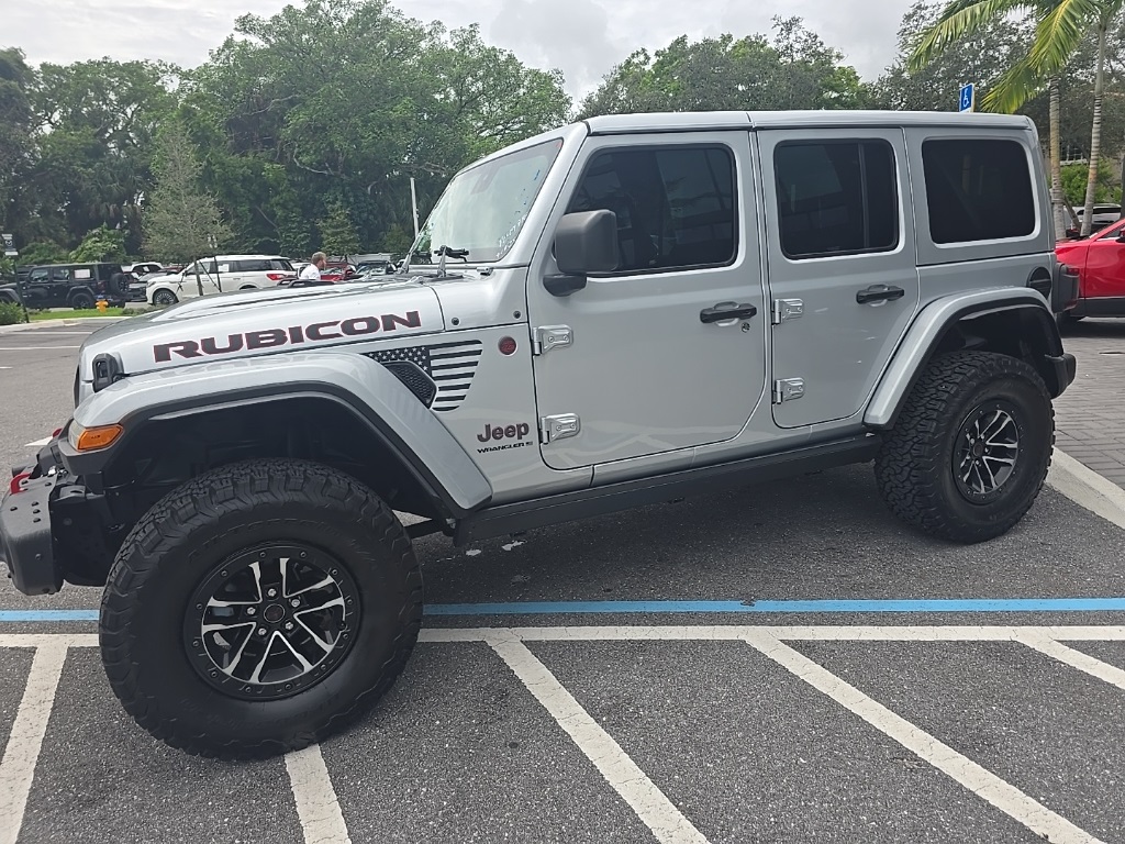 2024 Jeep Wrangler Rubicon X photo 2