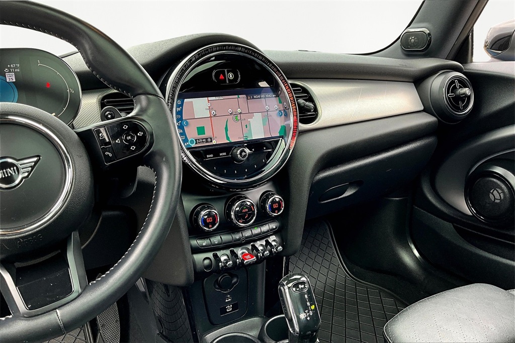 2022 Mini Cooper S Iconic photo 4