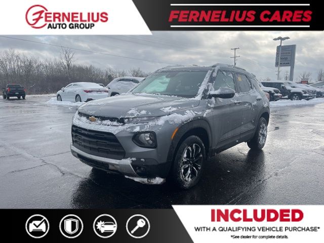 2023 Chevrolet Trailblazer LT photo 2