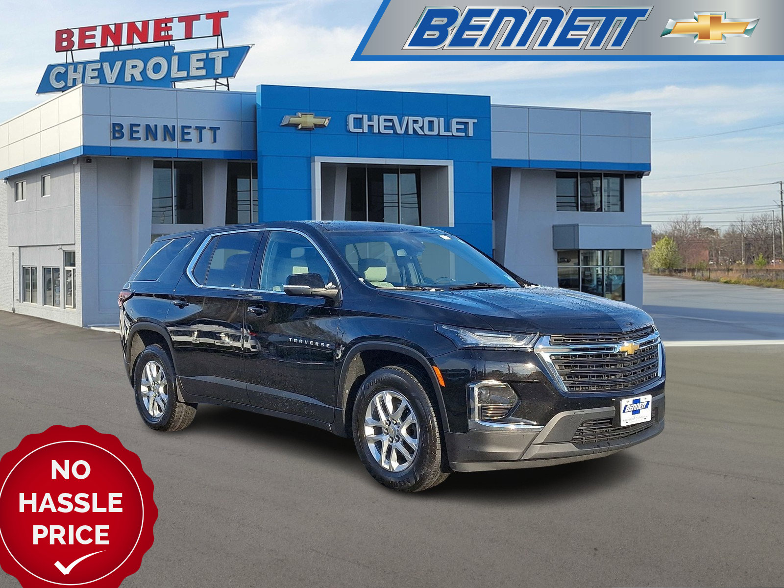 2023 Chevrolet Traverse LS's photo