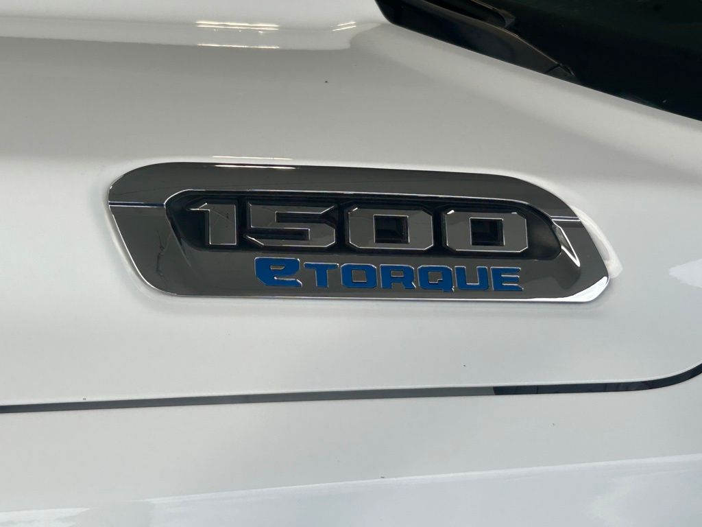 2022 Ram 1500 Tradesman photo 17