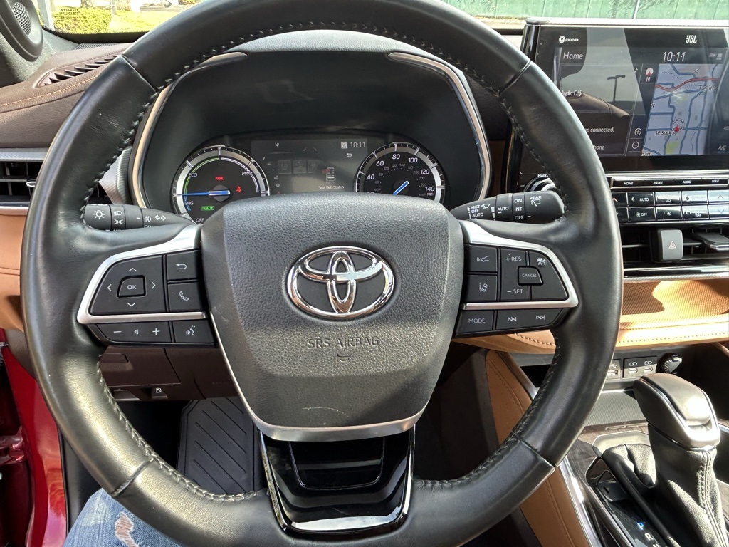 2022 Toyota Highlander Hybrid Platinum photo 12