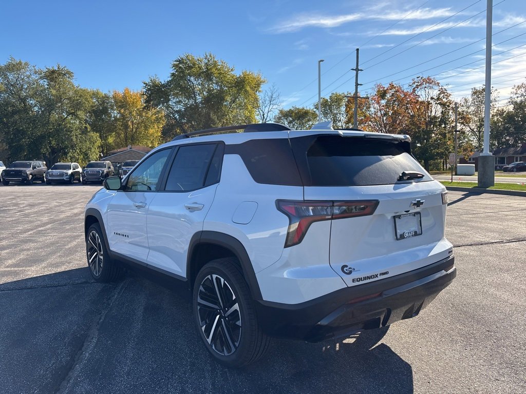 2026 Chevrolet Equinox RS photo 4