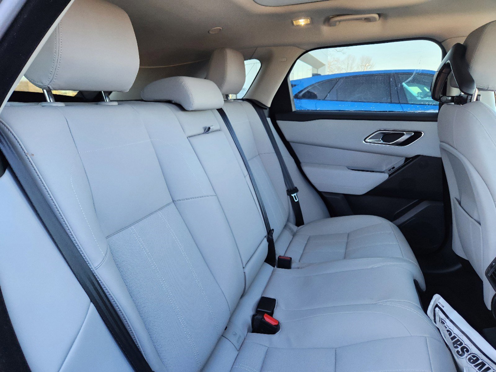 2025 Land Rover Range Rover Velar S photo 14