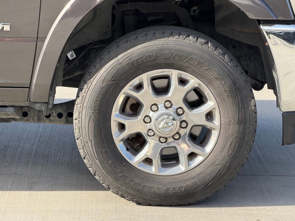 2019 Ram 2500 Laramie photo 4