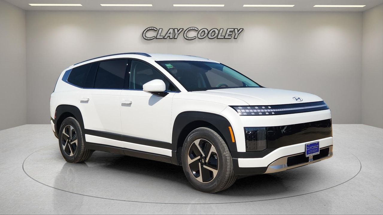 2026 Hyundai IONIQ 9 SE's photo