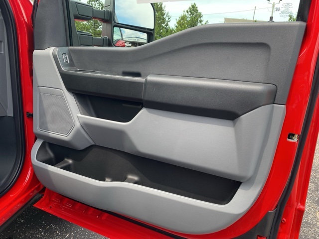 2025 Ford F-250 XL photo 17