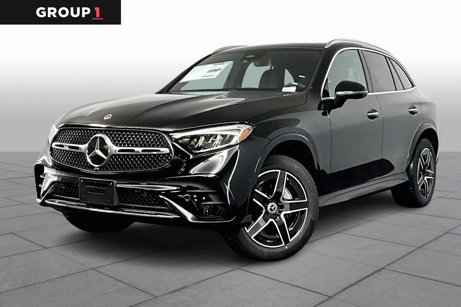 2026 Mercedes-Benz GLC Base's photo