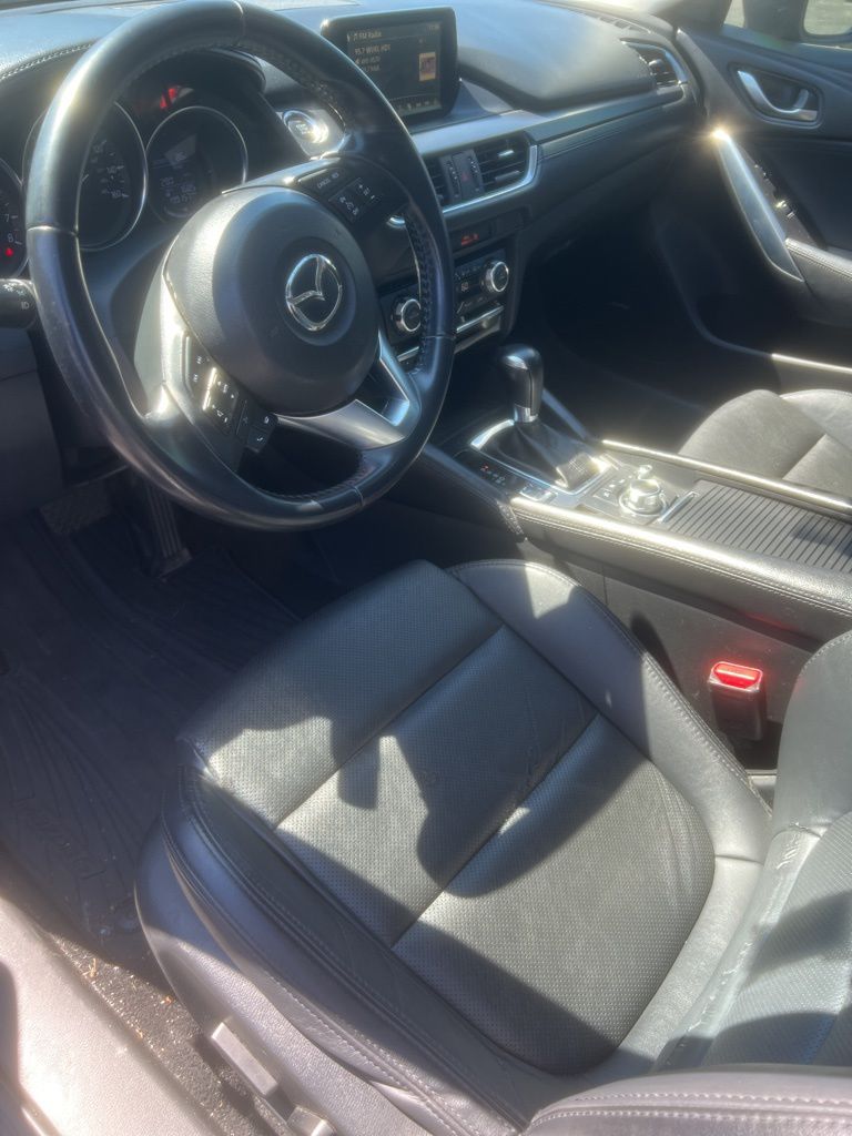 2016 Mazda Mazda6 Touring photo 7